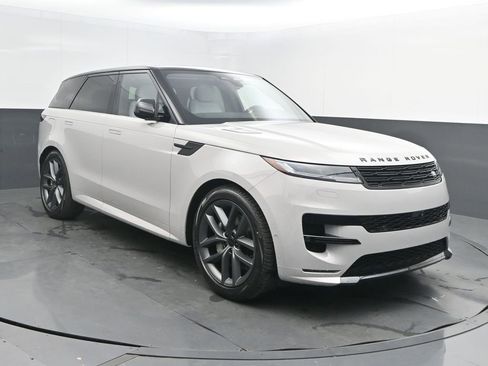 New 2026 Land Rover Range Rover Sport Dynamic SE AWD/4WD image 9