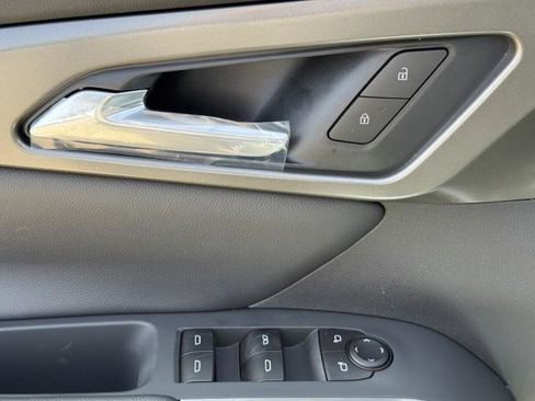 New 2026 Chevrolet Traverse LT FWD image 21