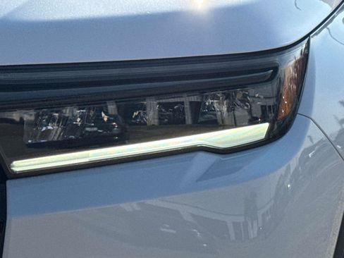 New 2026 Honda Pilot Sport image 10