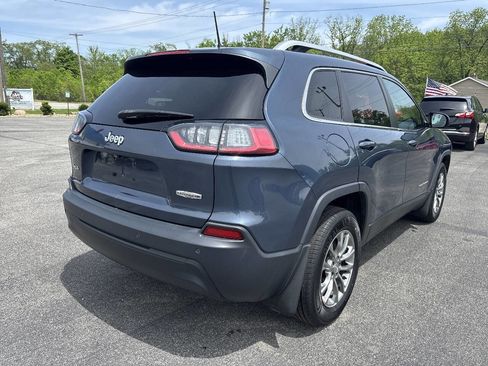 Used 2020 Jeep Cherokee Latitude Plus w/ Cold Weather Group AWD/4WD image 7