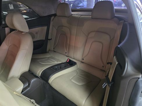 Used 2013 Audi A5 2.0T Premium image 11