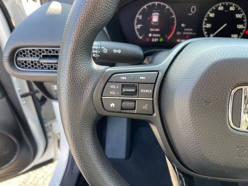 Certified 2023 Honda HR-V LX image 21