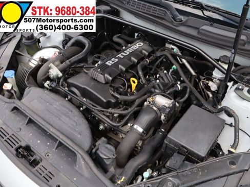 Used 2013 Hyundai Genesis 2.0T RWD image 17