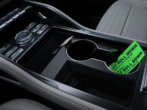 New 2026 Lincoln Nautilus Reserve AWD/4WD image 64
