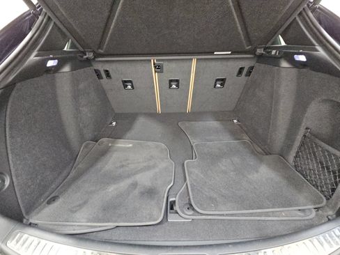 Used 2023 Porsche Macan AWD/4WD image 15