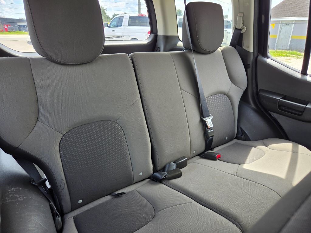 Used 2014 Nissan Xterra S RWD image 29