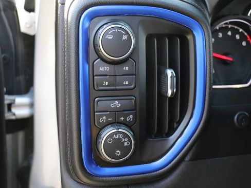 Used 2019 Chevrolet Silverado 1500 LT w/ All-Star Edition AWD/4WD image 31