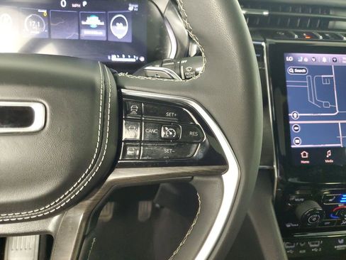 Used 2023 Jeep Grand Cherokee L Overland w/ Trailer Tow Group (B) image 25