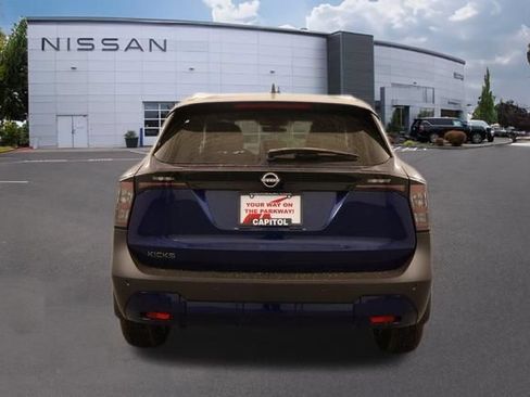 New 2026 Nissan Kicks SV w/ SV Premium Package FWD image 4
