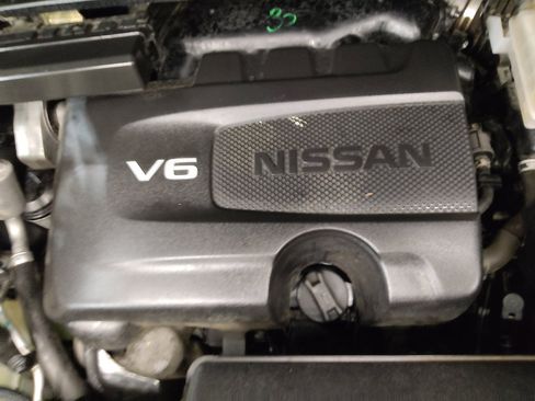 Used 2020 Nissan Pathfinder Platinum image 30