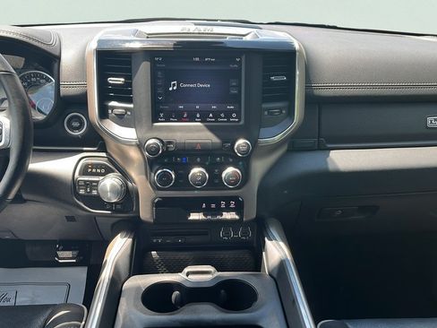 Used 2019 RAM 1500 Laramie w/ Sport Appearance Package AWD/4WD image 10