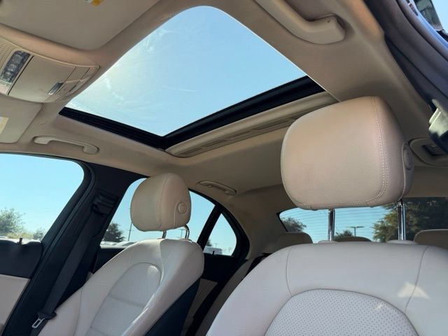 Used 2021 Mercedes-Benz C 300 Sedan image 11