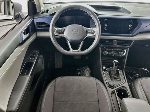 Certified 2024 Volkswagen Taos SE AWD/4WD image 21