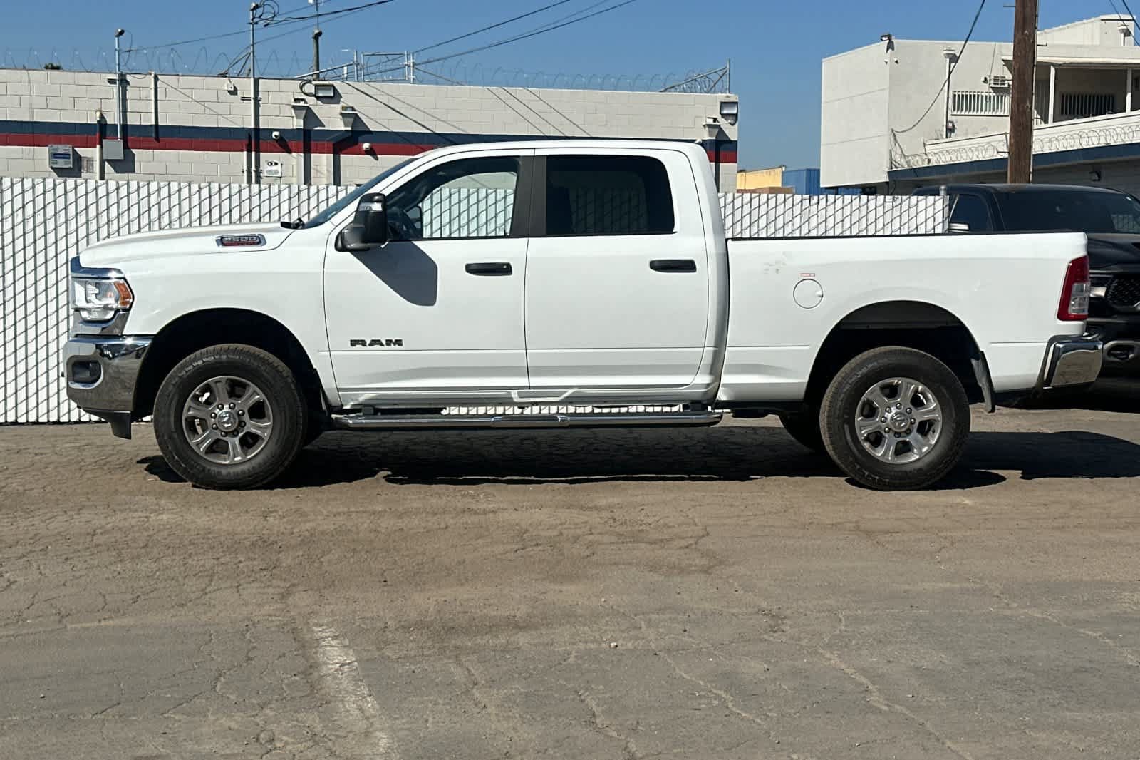Used 2024 RAM 2500 Big Horn AWD/4WD image 6