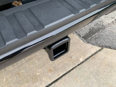 Used 2019 Chevrolet Colorado W/T w/ Custom Special Edition AWD/4WD image 18