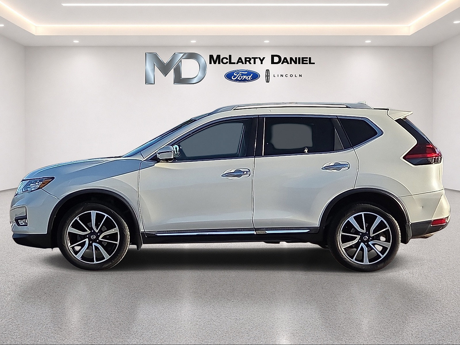 Used 2020 Nissan Rogue SL w/ Premium Package AWD/4WD image 3