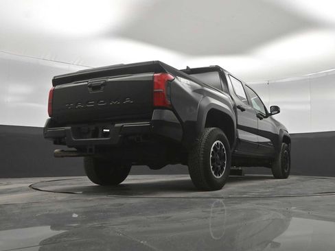 Used 2024 Toyota Tacoma TRD Off-Road w/ TRD Off Road Upgrade Package AWD/4WD image 41