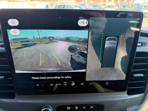 Used 2022 Ford Transit 350 XLT image 23