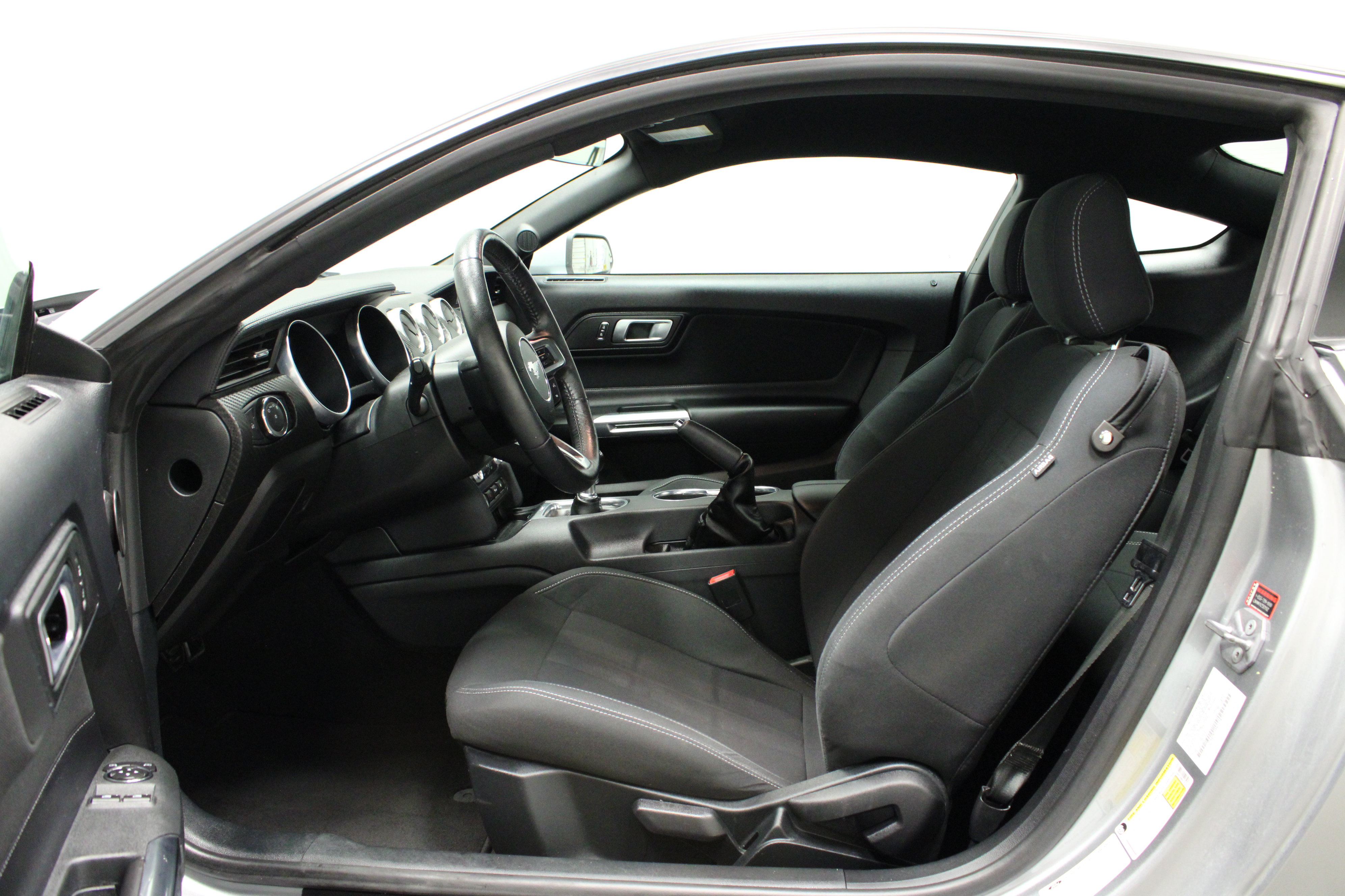 Used 2022 Ford Mustang Coupe RWD image 15