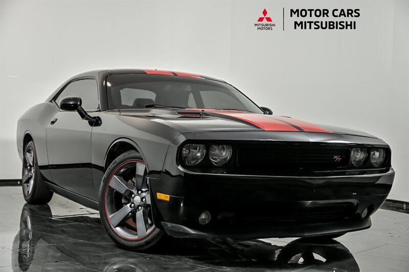 Used 2013 Dodge Challenger R/T Plus RWD image 1