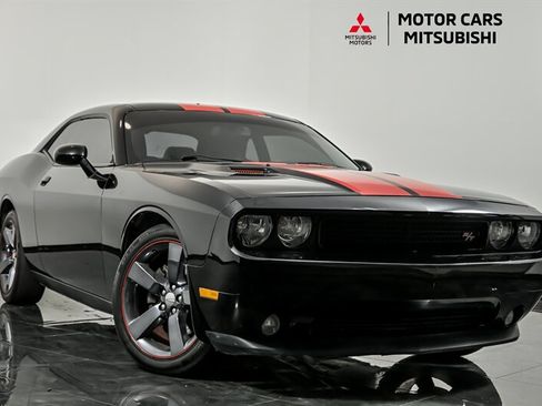 Used 2013 Dodge Challenger R/T Plus RWD image 1