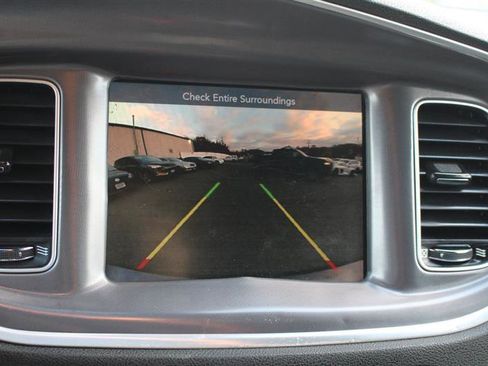 Used 2019 Dodge Charger Scat Pack image 17