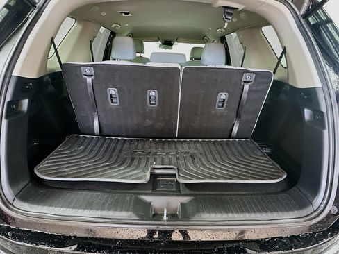 Used 2023 Honda Pilot LX image 24