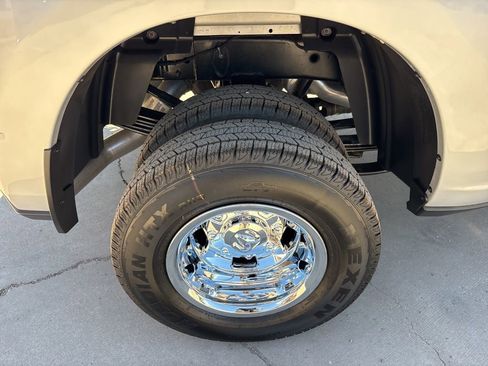 New 2026 RAM 3500 Big Horn AWD/4WD image 11