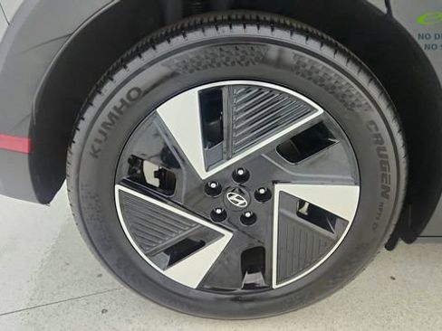 Used 2025 Hyundai Ioniq 5 SE RWD image 56