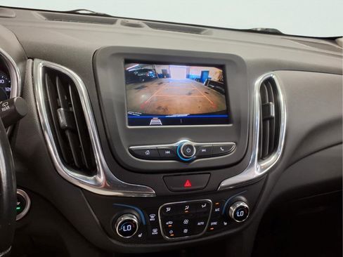 Certified 2020 Chevrolet Equinox LT w/ Driver Convenience Package FWD image 20