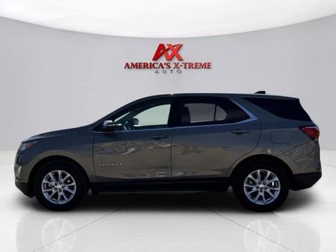 Used 2018 Chevrolet Equinox LT FWD image 2
