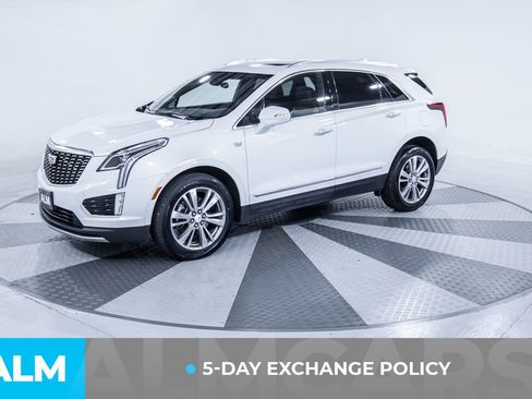 Used 2024 Cadillac XT5 Premium Luxury image 3