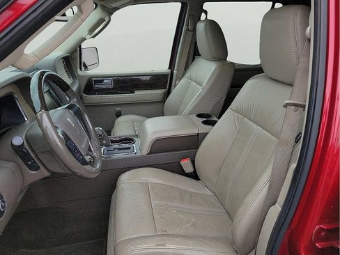 Used 2015 Lincoln Navigator 4WD image 14