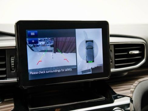 Used 2023 Ford Explorer Limited image 29