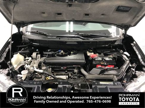 Used 2017 Nissan Rogue S FWD image 23