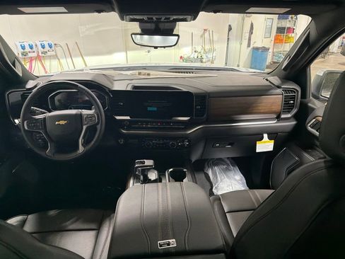 New 2026 Chevrolet Silverado 1500 High Country AWD/4WD image 8