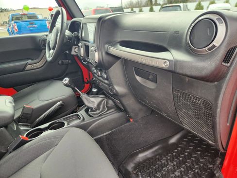 Used 2017 Jeep Wrangler Sport w/ Quick Order Package 23S image 37