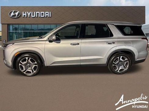 Used 2023 Hyundai Palisade SEL image 5