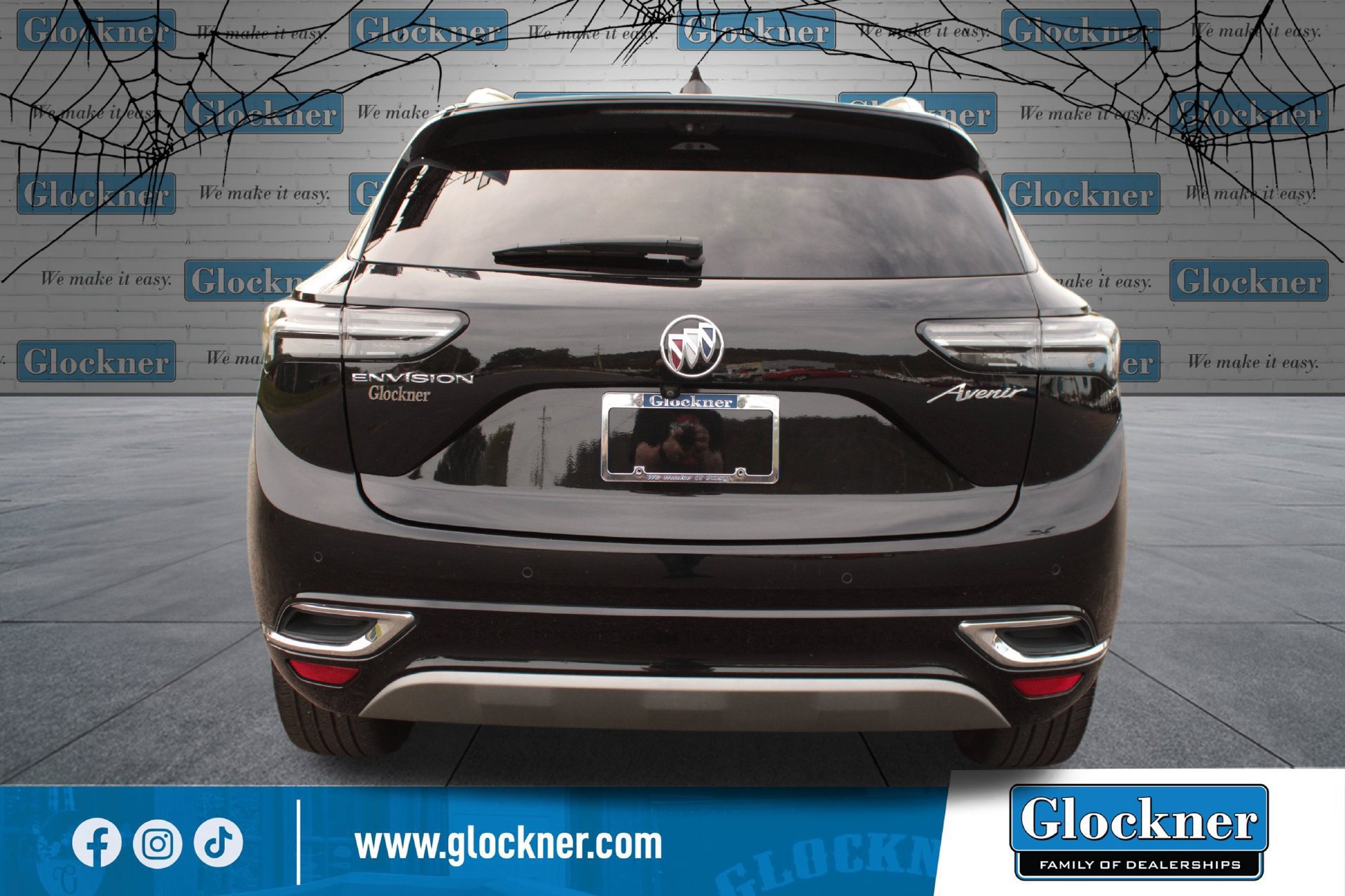 Used 2022 Buick Envision Avenir w/ Technology Package II FWD image 7