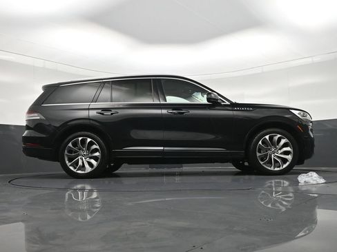 Used 2021 Lincoln Aviator Grand Touring w/ Equipment Group 301A AWD/4WD image 28