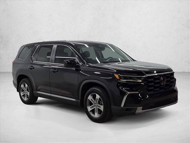 Used 2023 Honda Pilot EX-L image 3