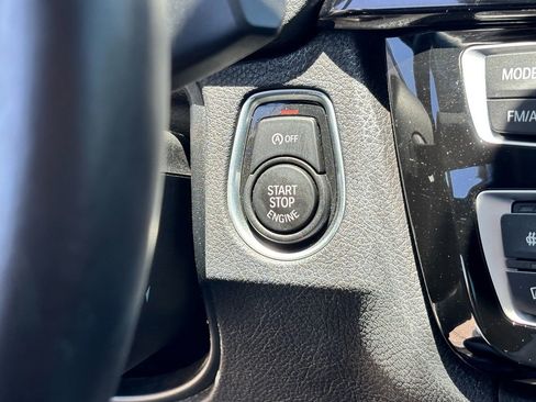Used 2018 BMW M3 RWD image 22