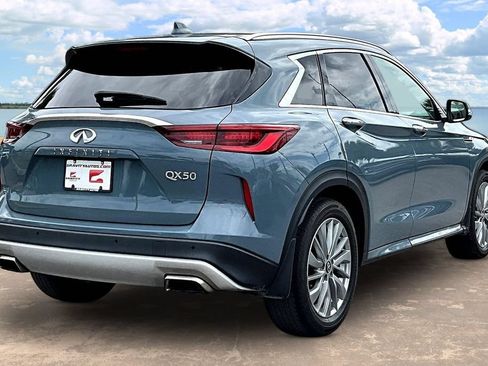 Used 2023 INFINITI QX50 Luxe FWD image 4