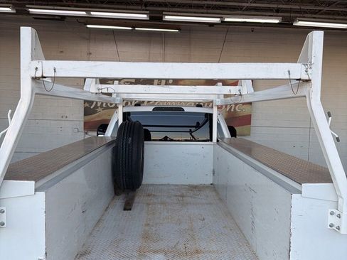 Used 2022 Ford F350 XL w/ Power Equipment Group image 19
