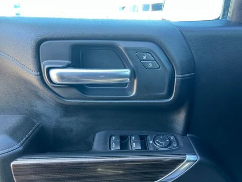 Used 2020 Chevrolet Silverado 1500 LT Trail Boss image 34