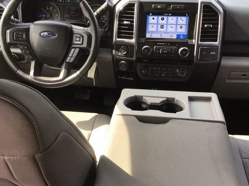 Used 2016 Ford F150 XLT w/ Equipment Group 302A Luxury image 7