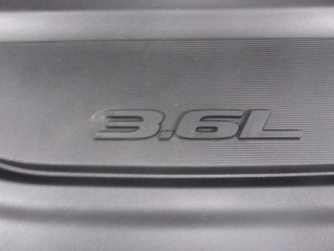Used 2023 Chrysler Pacifica Touring-L FWD image 42