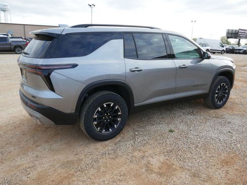 New 2026 Chevrolet Traverse Z71 w/ Enhanced Driving Package AWD/4WD image 5