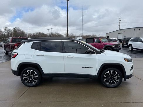 Used 2023 Jeep Compass Limited AWD/4WD image 8