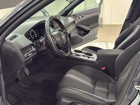Used 2025 Honda Civic Sport image 12